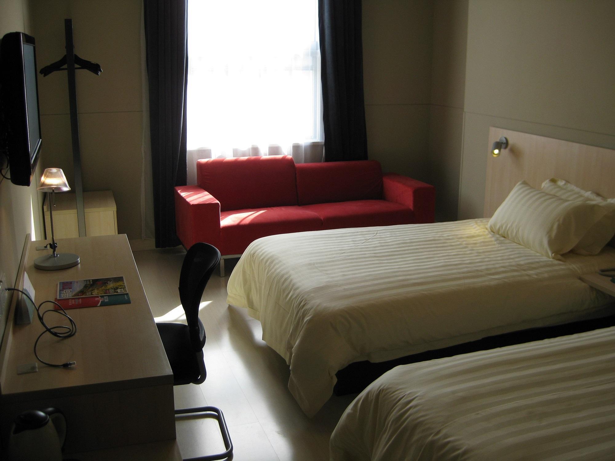 Jinjiang Inn Caoan Road Shanghai Extérieur photo